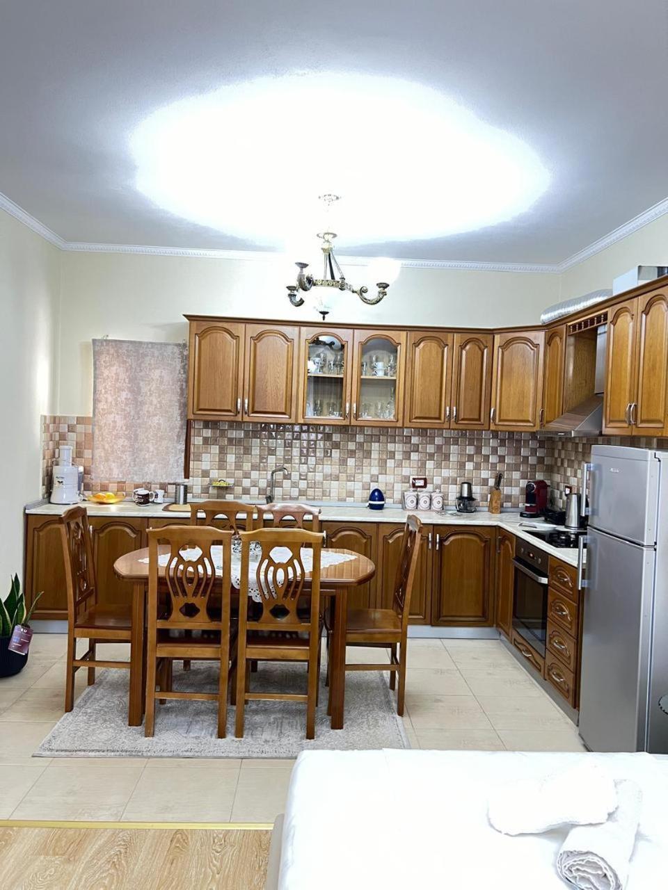 Kasmi Home 2 Krujë Екстериор снимка